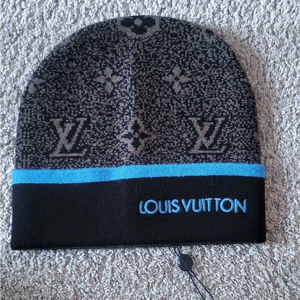 Louis Vuitton Black and Blue Knit Hat